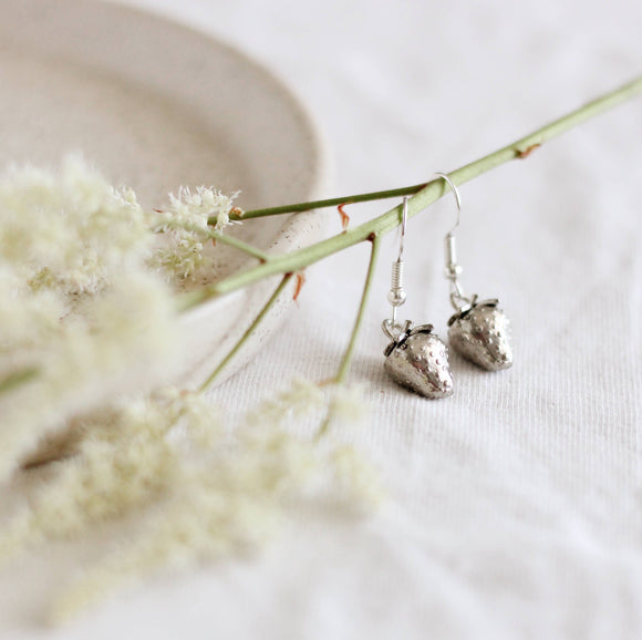 Strawberry Earrings: Silver
