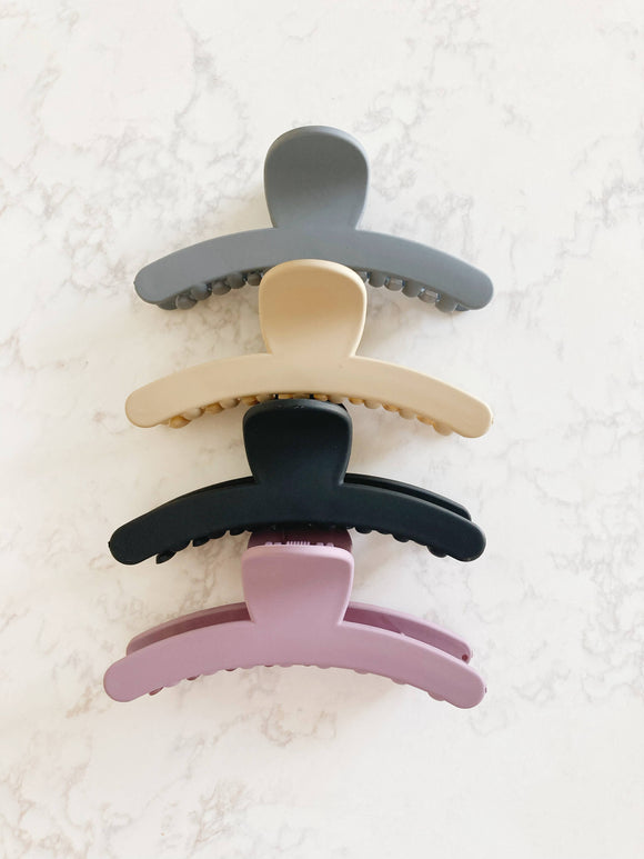 Matte Claw Clip Moon Style
