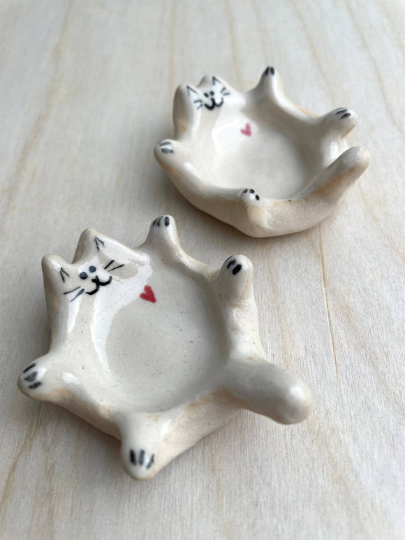 Handmade ceramic cat ring dish