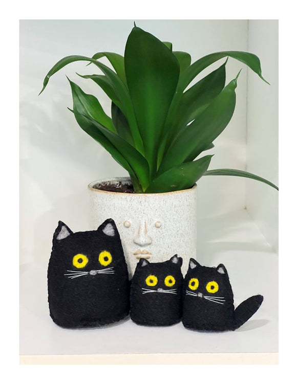 Three Black Cats Sewing & Felting Kit