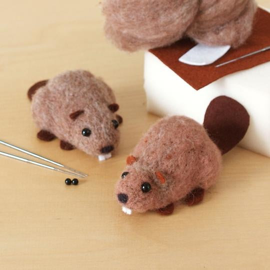 Beaver Needle Felting DIY Kit